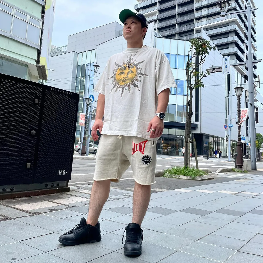 CACTUS PLANT FLEA MARKET x SAINT Mxxxxxx SUN SS TEE/WHT CPFM joint model Four-eye sun printed short sleeves Off-white S-XL Cylindrical fabric without side seams 220g high weight OE yarn ⚠️Note: It is almost meaningless if it is not a cylindrical fabric Customized CPFM joint main mark/wash mark/little angel anti-counterfeiting label Original-level printing factory Top purchasing level